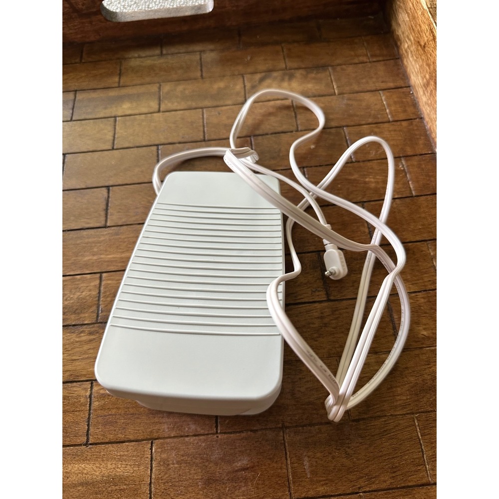 Model T FC-322 Sewing Machine Foot Pedal Controller White Replacement Part